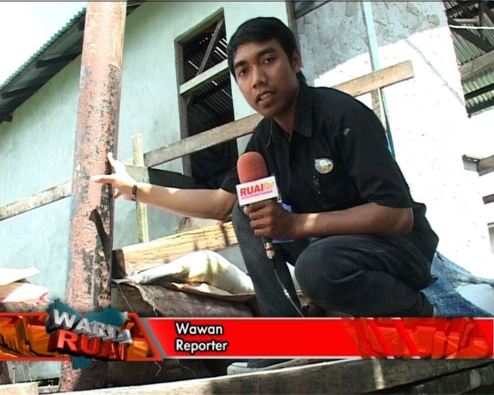 Tiang Listrik Tumbang - Ruai TV