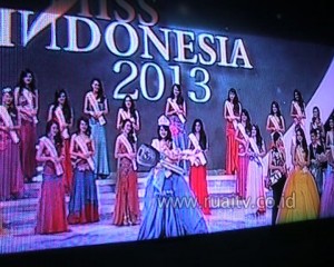 VANIA LARISSA TERPILIH JADI MISS INDONESIA