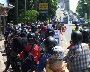 UJI COBA PENGALIHA JALUR