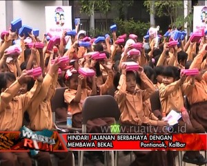 HINDARI JAJANAN BERBAHAYA DENGAN MEMBAWA BEKAL