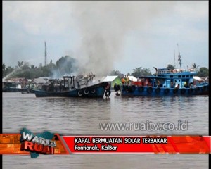 KAPAL BERMUATAN SOLAR TERBAKAR