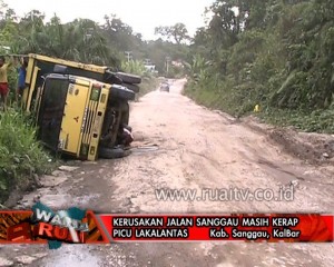 KERUSAKAN JALAN SANGGAU MASIH KERAP PICU LAKALANTAS