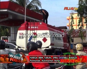 HARGA BBM TURUN, SPBU DISERBU WARGA