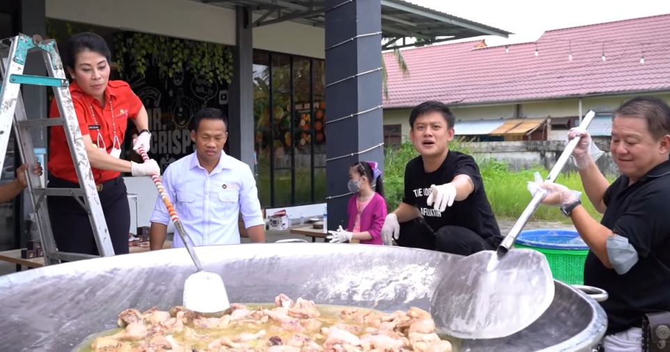 Bobon Santoso