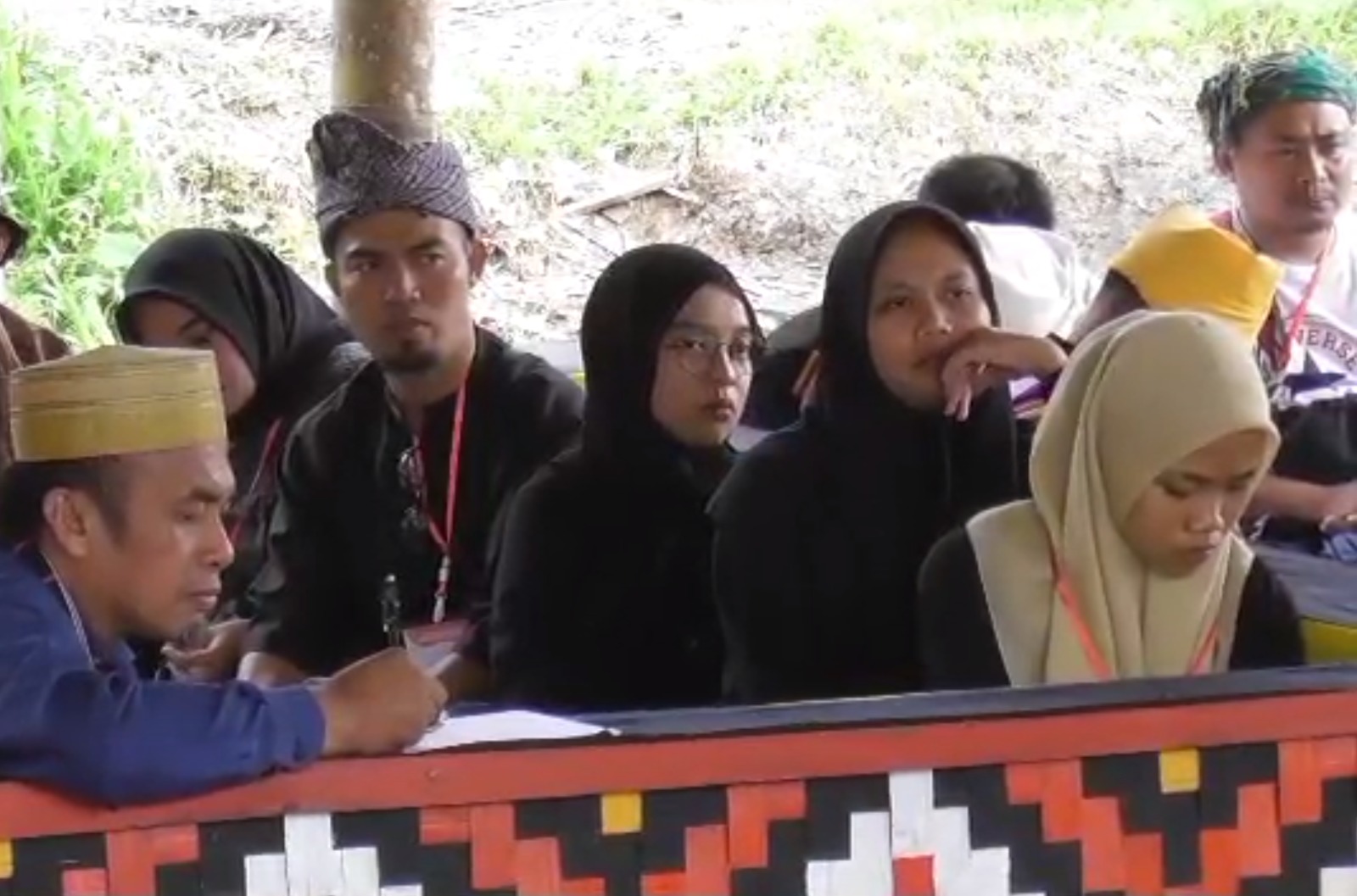 pemuda adat