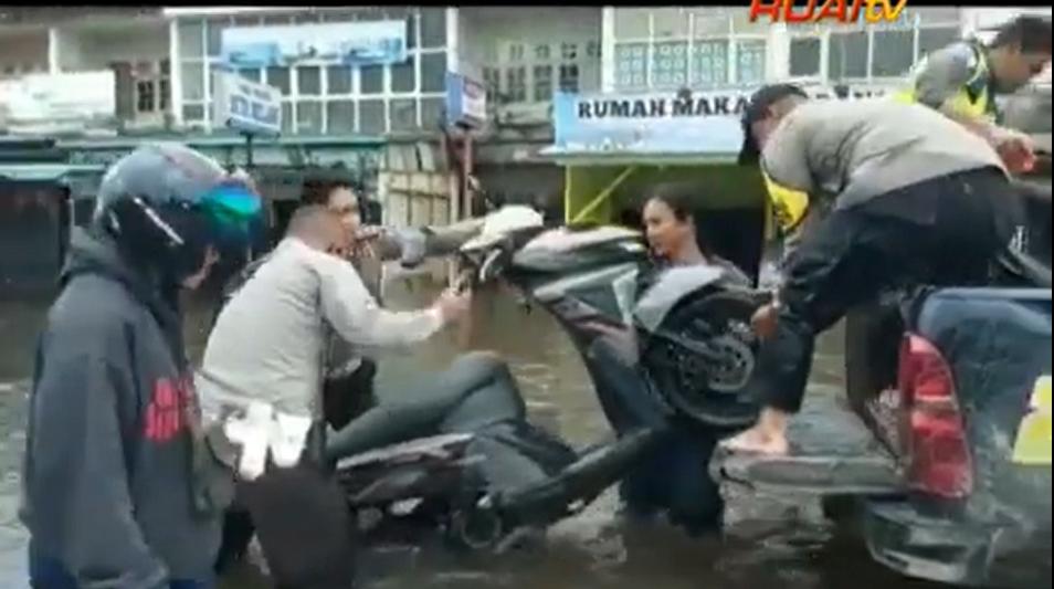 DAS Kapuas mendangkap sebabkan banjir_ruai.tv