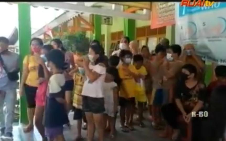 Menghibur Anak-anak Korban Banjir - VIDEO