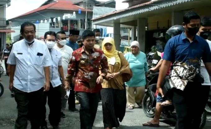 peninjauan saluran drainase sambas_ruai.tv