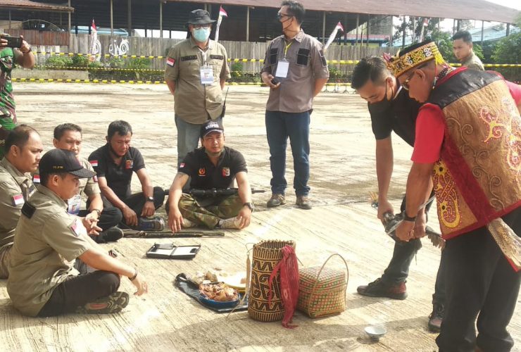 Adat Ba’pintak