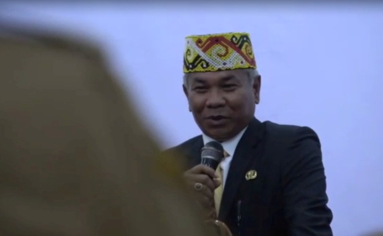 Oknum PNS Ketapang Nongkrong di WC Saat Wabup Pidato