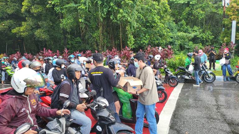 berbagi takjil