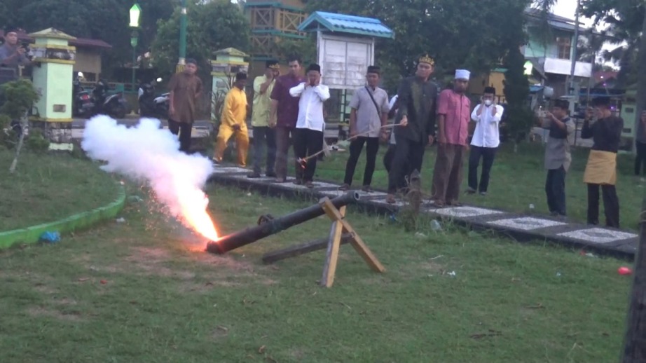 meriam padam pelite