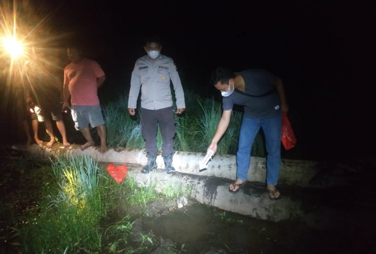 meninggal di sawah