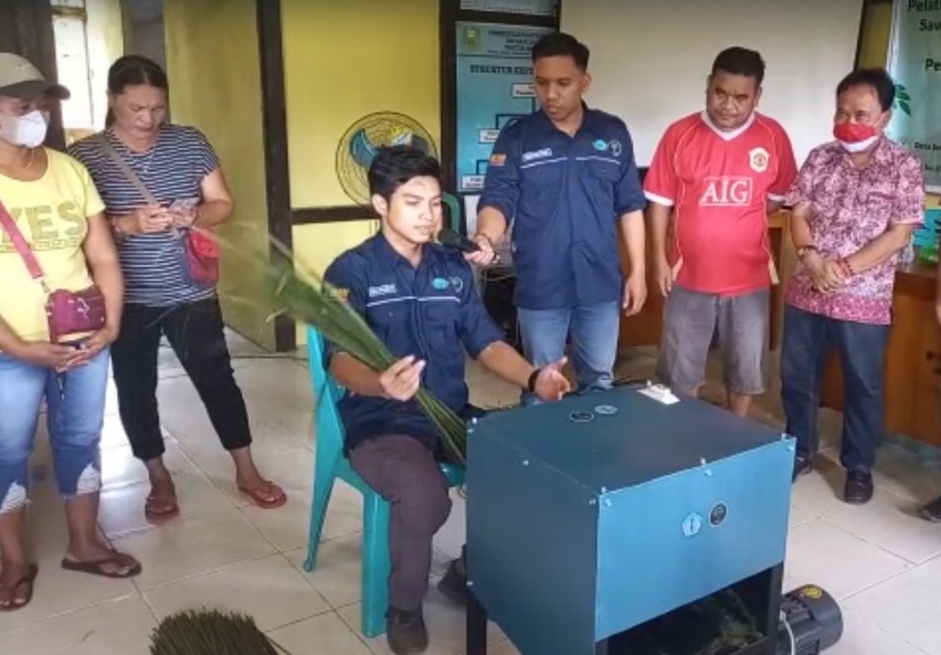 mesin pembersih lidi