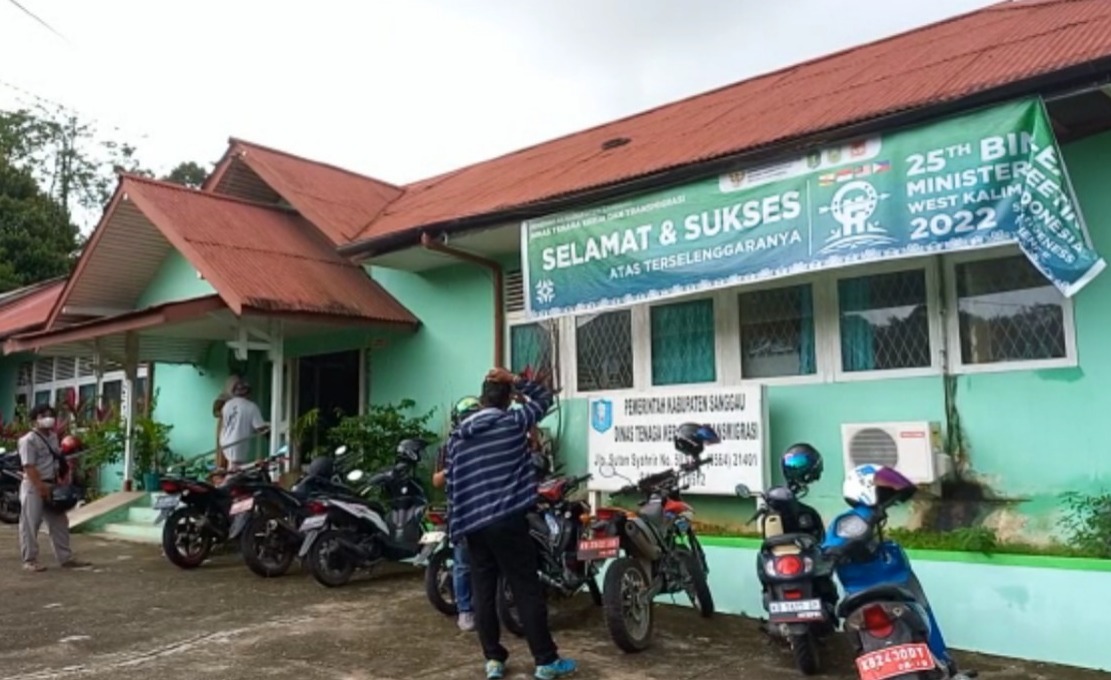 UMK Sanggau berapa
