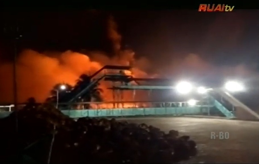 tankos terbakar