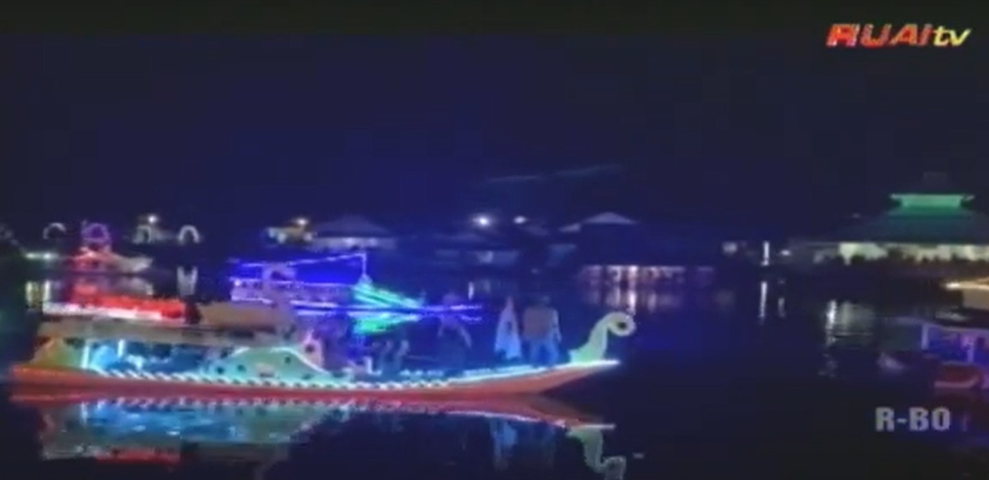 perahu hias Sambas