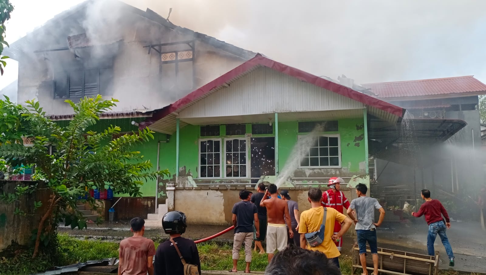 kebakaran rumah