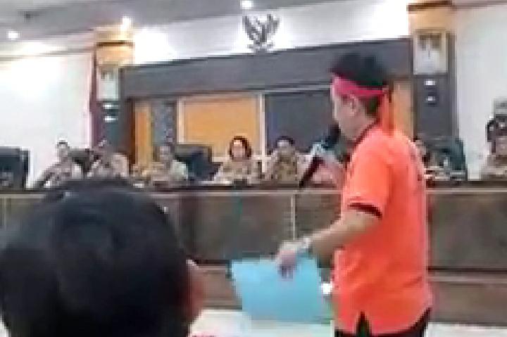 backing perusahaan
