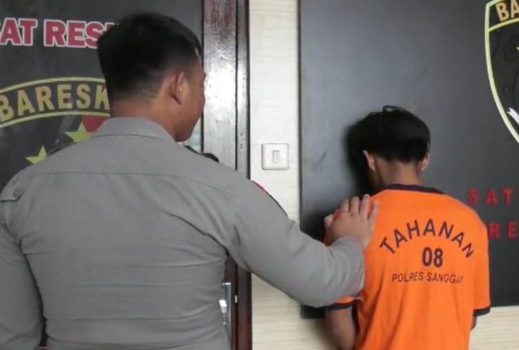 abang setubuhi adik