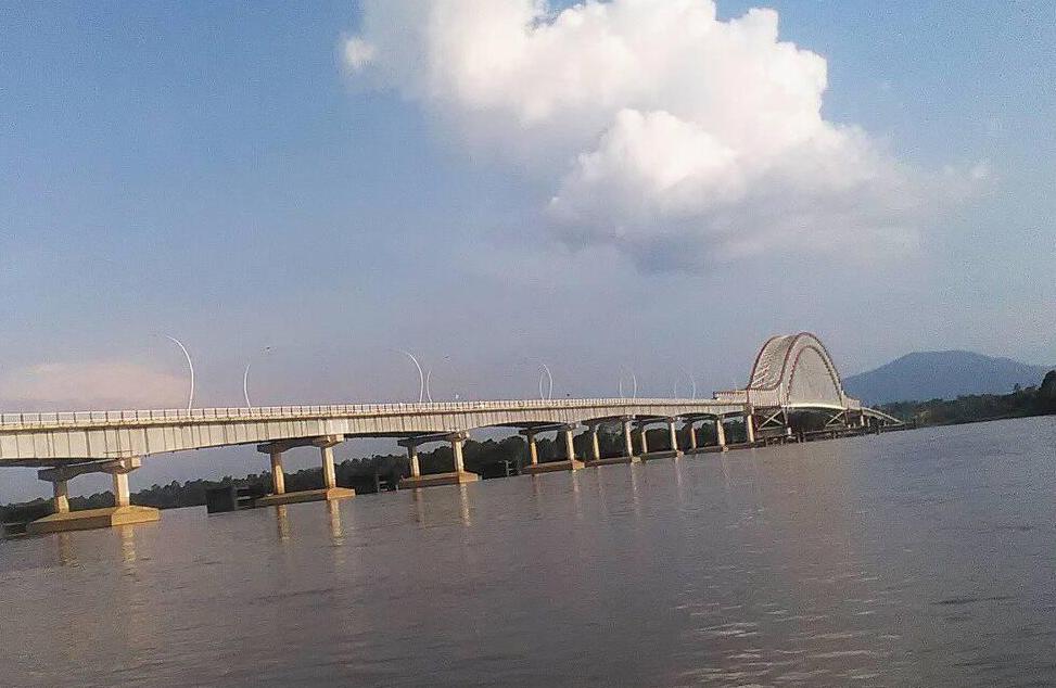 jembatan tayan
