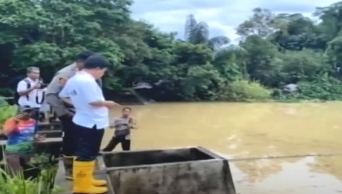 banjir pemangkat