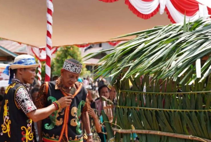 gawai dayak suruk