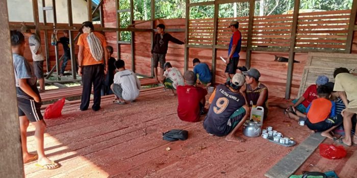 sekolah rusak di Sintang